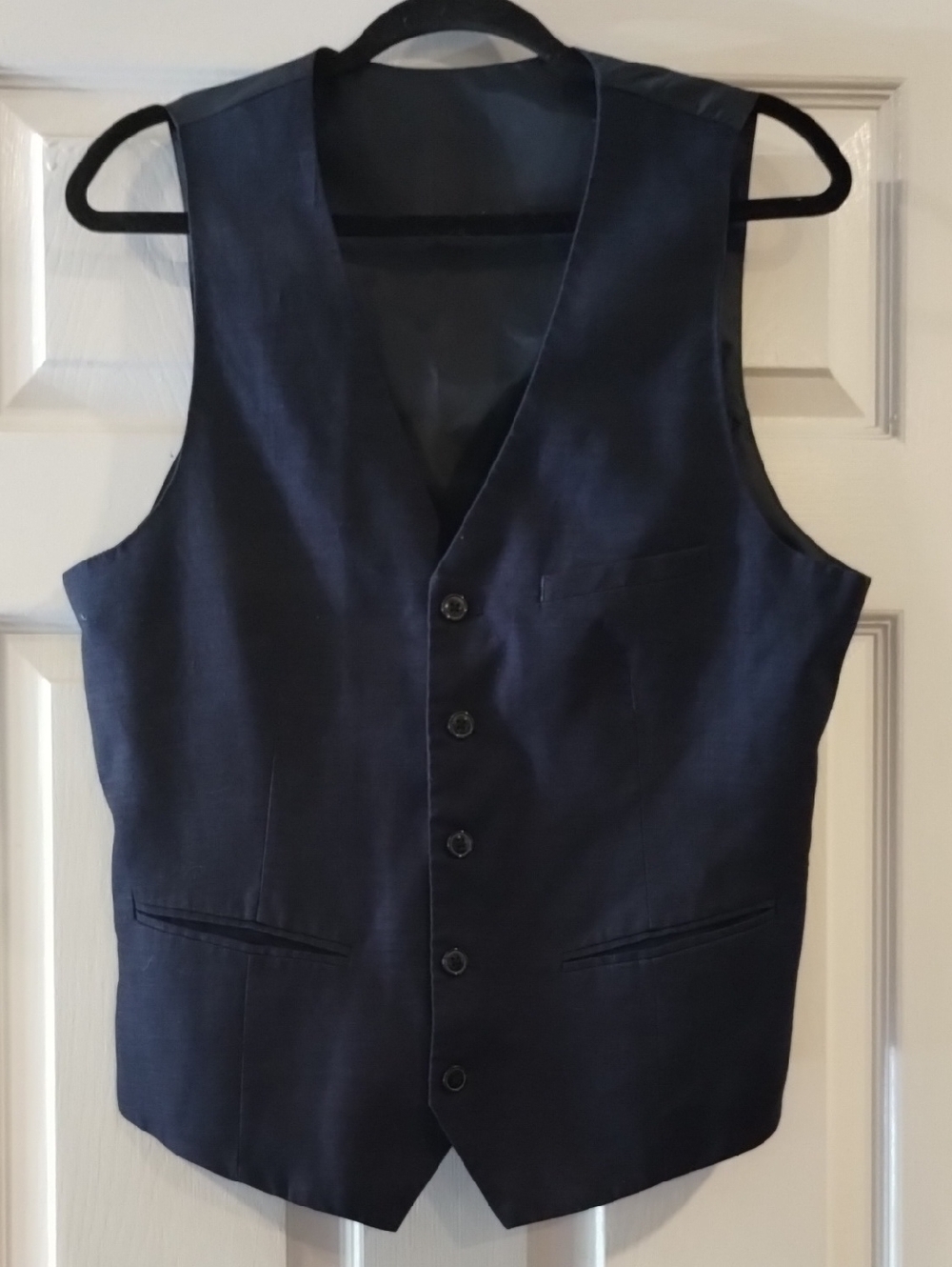 H&M Men's Dark Navy Tailored Vest.   (12)